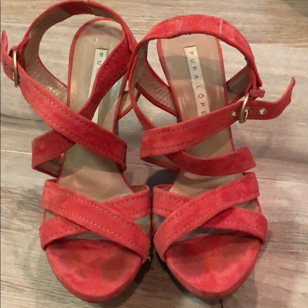 Pura Lopez suede wedge